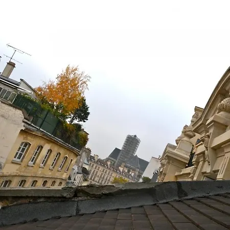 Tibourg Pere Apartamento *